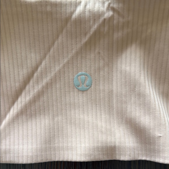 Lululemon Like a Cloud Ribbed Longline Bra Light Support, B/C cup - Picture 4 of 5